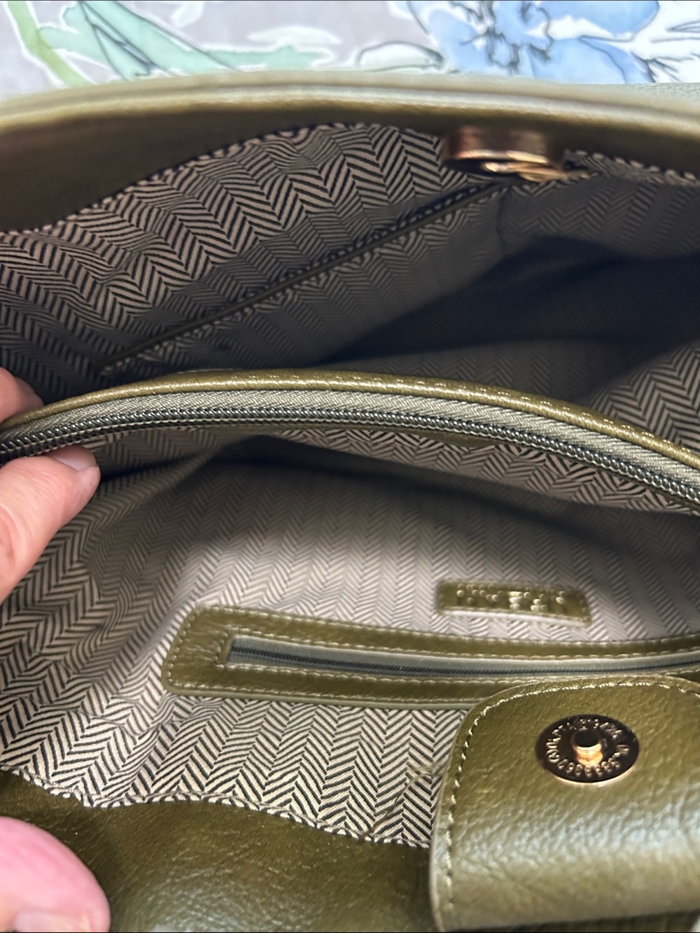 New Urban Expressions Millie Tote Olive 🫒 - Picture 9 of 14